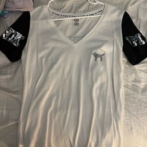 VS Pink sequin v neck